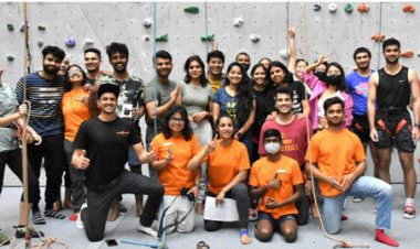 DIZO India CEO engages with fitness enthusiasts at The Climb Central, Delhi.