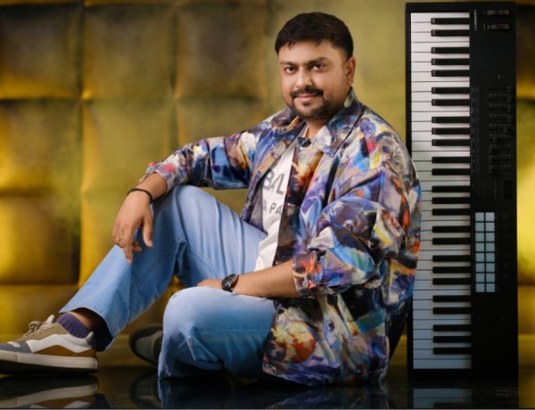 Ahmedabad Engineer Ankit Patel Follows His Passion, Builds Career as Full-Time Artist